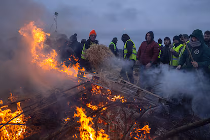 Los agricultores insisten en sus protestas contra el acuerdo de la UE con Mercosur Los agricultores insisten en sus protestas contra el acuerdo de la UE con Mercosur