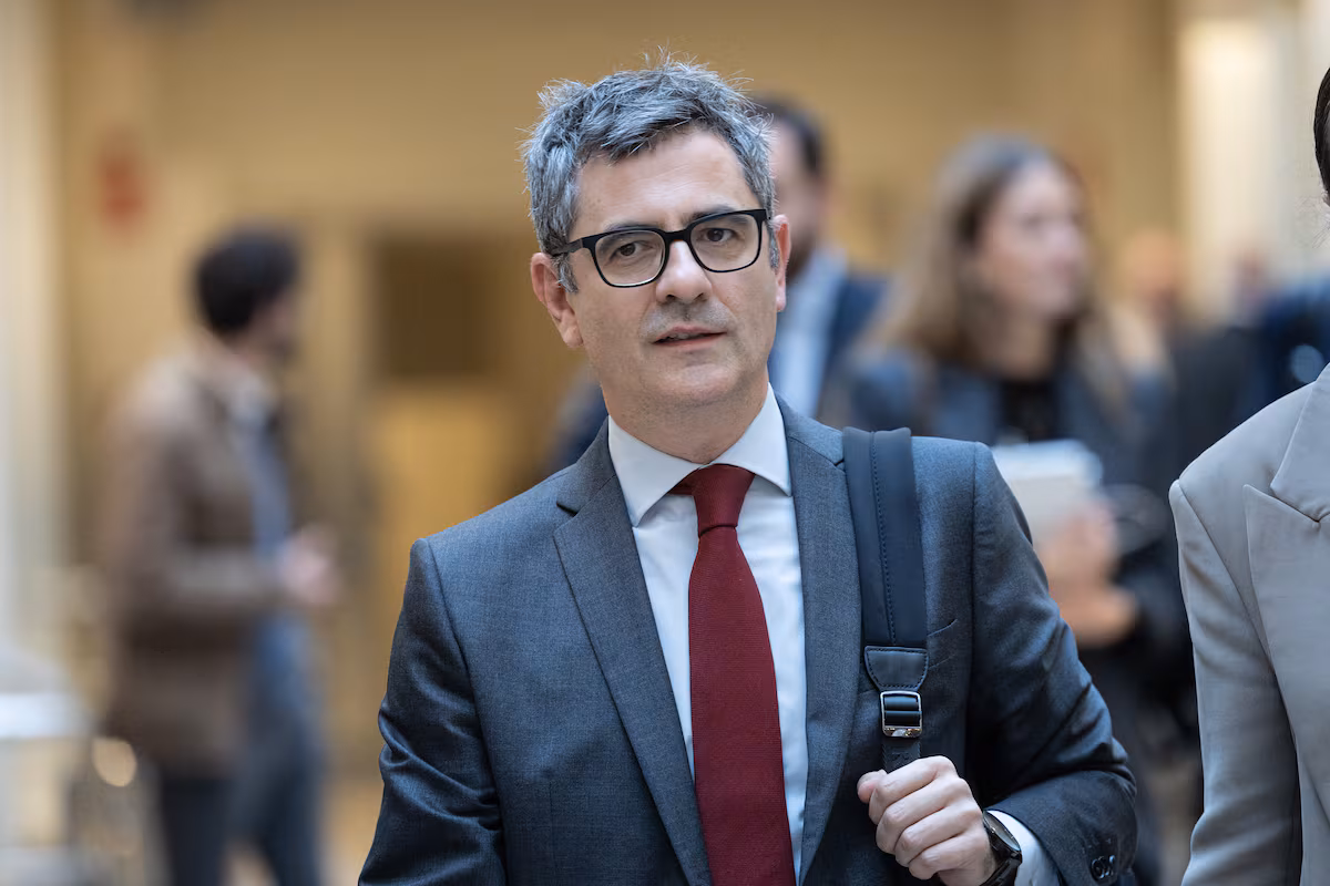 La Iglesia se retracta y pagará las reparaciones por los casos de pederastia bajo la supervisión del Estado EL PAÍS