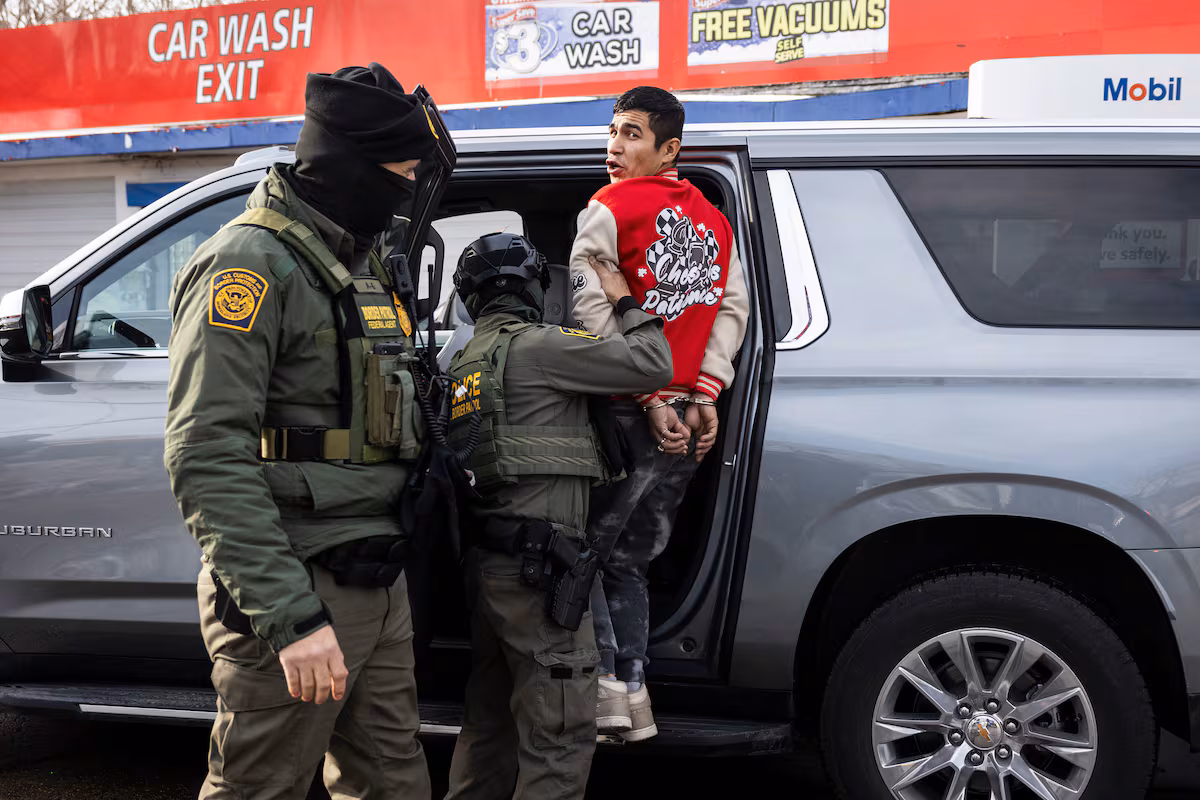 La campaña contra la inmigración de Trump rebaja a la mitad el crecimiento de la población en Estados Unidos EL PAÍS