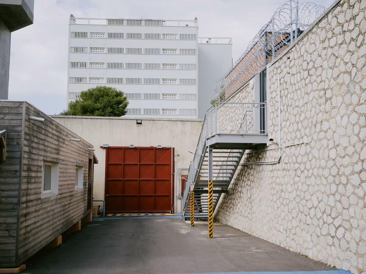 La cárcel más famosa de Marsella abre sus puertas a un restaurante único EL PAÍS