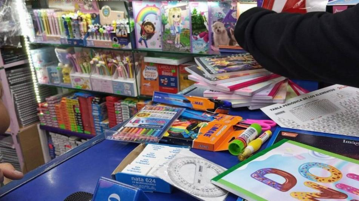 La lista de útiles escolares que está prohibido pedir en los colegios de Colombia La lista de útiles escolares que está prohibido pedir en los colegios de Colombia