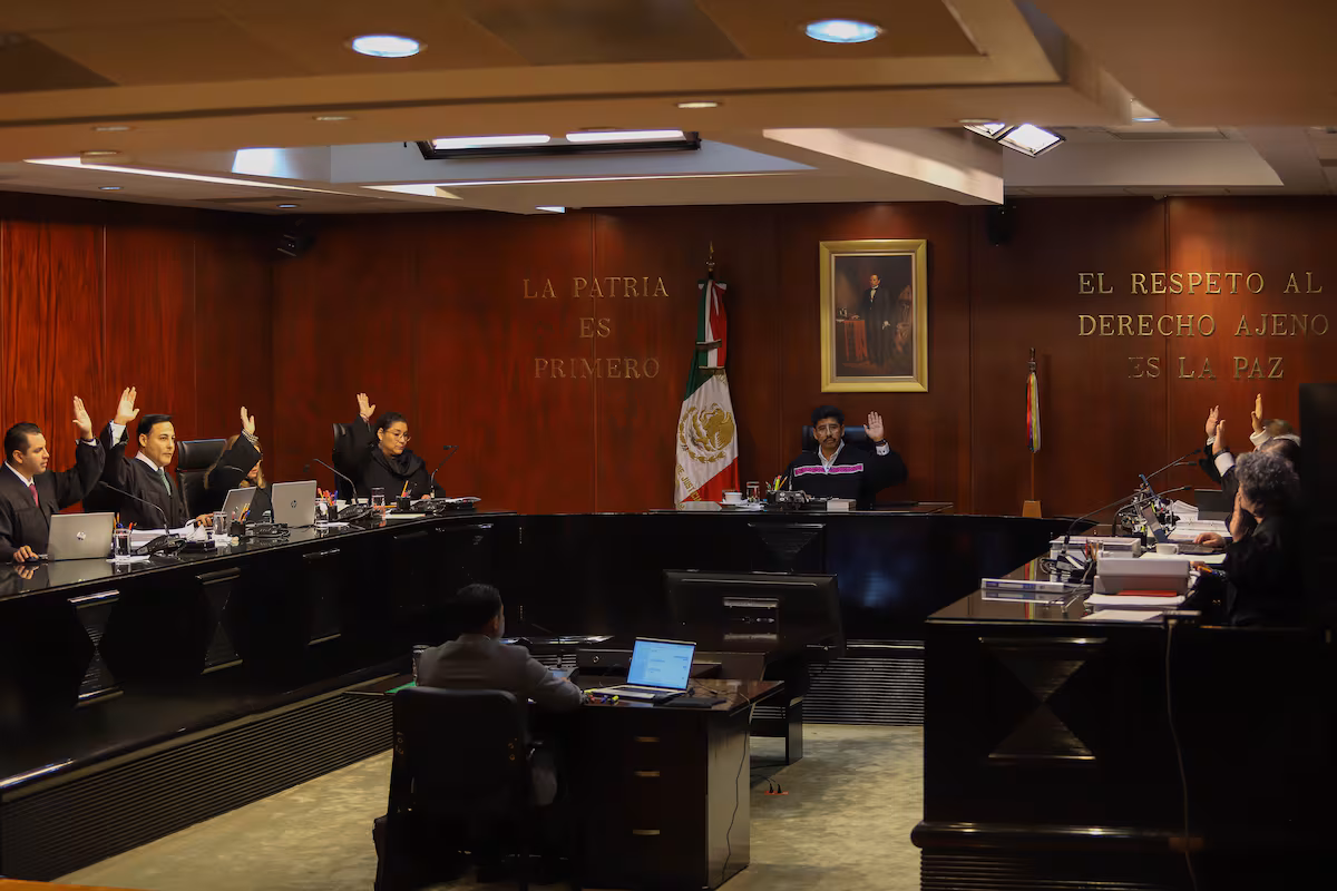 La nueva Suprema Corte equipa a los ministros con camionetas blindadas EL PAÍS