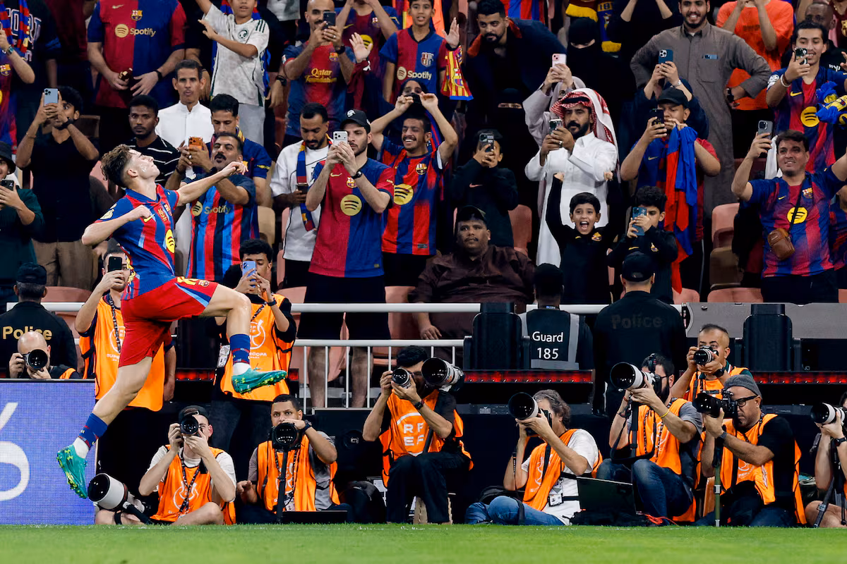 La próxima final de la Copa del Rey en La Cartuja depende de si el Betis cae en las primeras rondas eliminatorias de la Europa League EL PAÍS