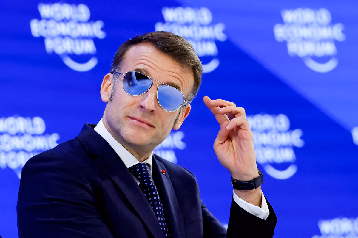 Las gafas de Macron de más de 600 euros disparan las acciones de la pequeña firma italiana iVision Tech Cinco Días