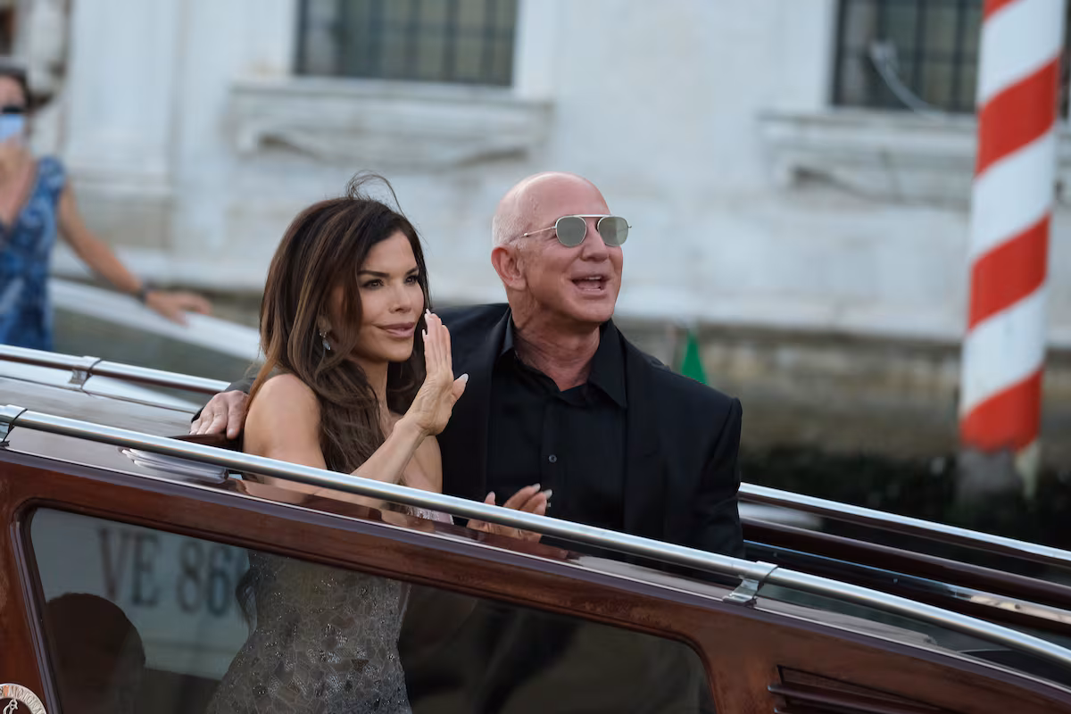 Los magnates tecnológicos vendieron acciones por 16.000 millones de dólares en 2025 con la euforia de la IA Cinco Días