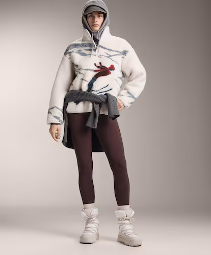 Bloques de color, patrones retro y tejidos técnicos: la nueva hora del ‘après ski’ Bloques de color, patrones retro y tejidos técnicos: la nueva hora del ‘après ski’