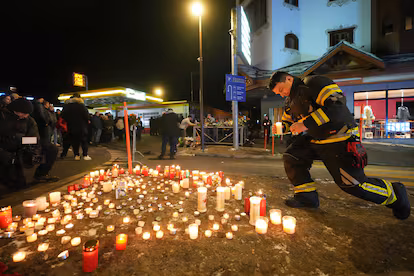 Jóvenes atrapados por las llamas en la fiesta de Año Nuevo en Crans-Montana: “Teníamos muchos amigos dentro de los que no hay noticias” Jóvenes atrapados por las llamas en la fiesta de Año Nuevo en Crans-Montana: “Teníamos muchos amigos dentro de los que no hay noticias”