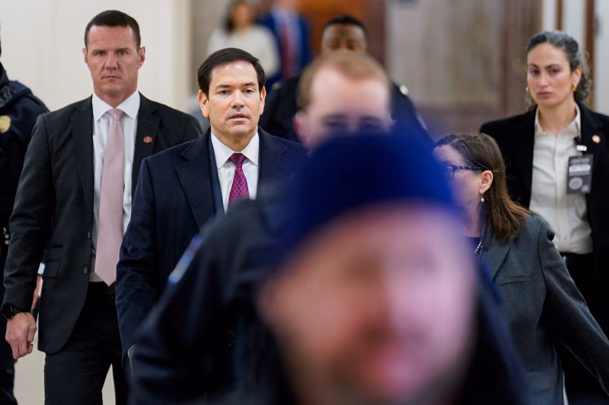 Marco Rubio: “Nuestra relación con el Gobierno de Delcy Rodríguez es productiva y respetuosa” EL PAÍS