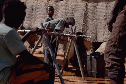 Los recortes de ayuda humanitaria ahogan a cientos de miles de desplazados sudaneses: “Antes teníamos 100 sacos de arroz para 2.000 personas, ahora solo tenemos 20” Los recortes de ayuda humanitaria ahogan a cientos de miles de desplazados sudaneses: “Antes teníamos 100 sacos de arroz para 2.000 personas, ahora solo tenemos 20”