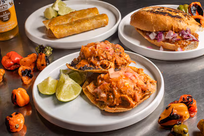 Diez platillos imprescindibles para conocer la gastronomía mexicana Diez platillos imprescindibles para conocer la gastronomía mexicana