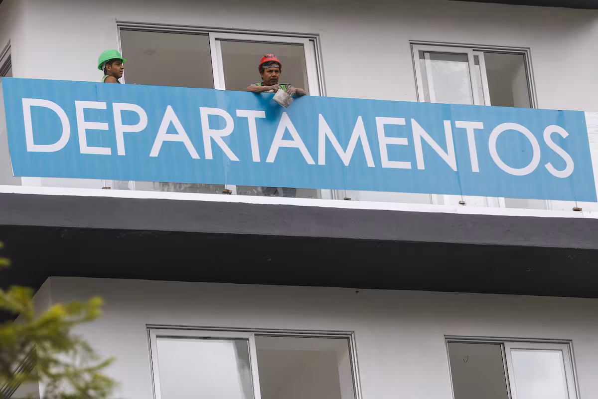 Puntos Infonavit en 2026: así funciona el nuevo modelo T100 para comprar casa EL PAÍS