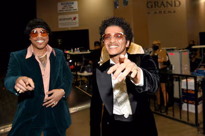 De pequeño imitador de Elvis a rey de Spotify: cómo Bruno Mars logró gustar a (casi) todo el mundo De pequeño imitador de Elvis a rey de Spotify: cómo Bruno Mars logró gustar a (casi) todo el mundo