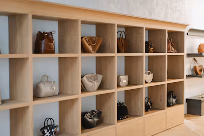 Paris/64, la firma española de bolsos que triunfa en Estados Unidos y Japón Paris/64, la firma española de bolsos que triunfa en Estados Unidos y Japón