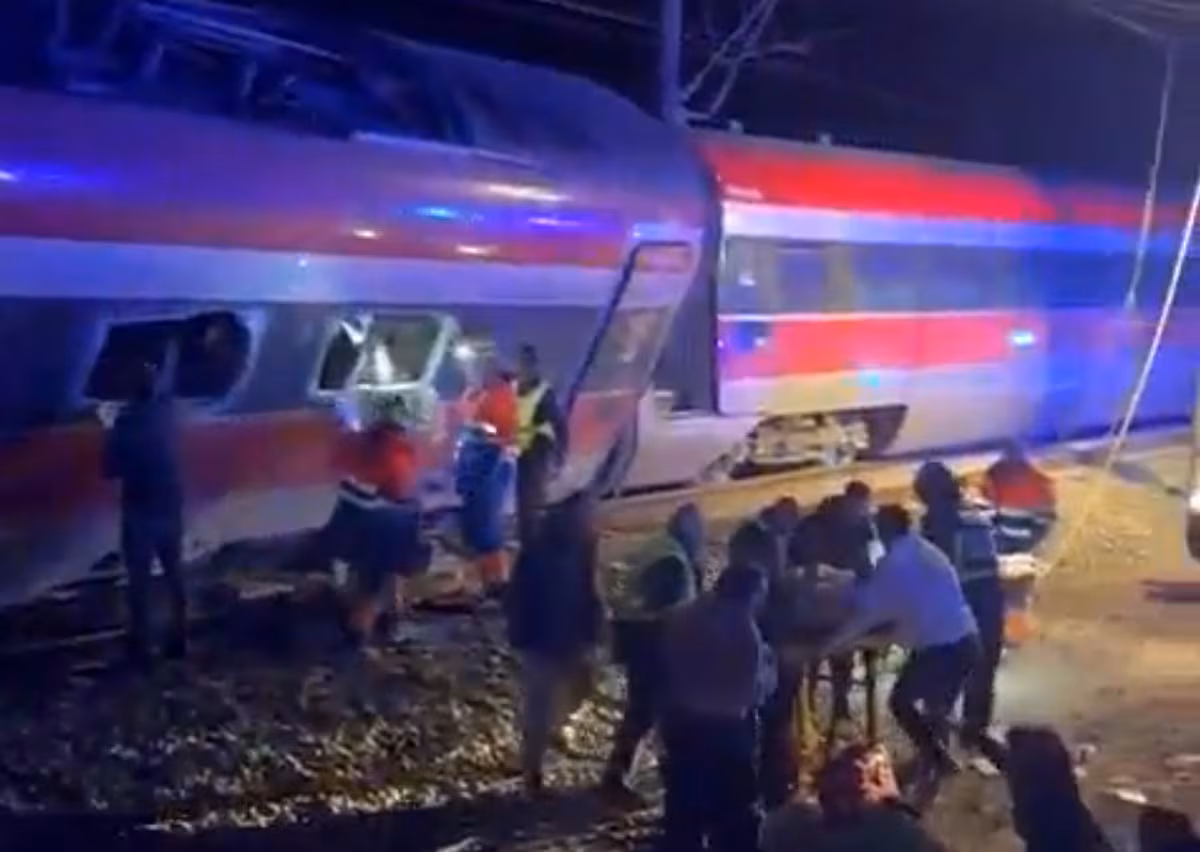 Qué se sabe y qué no del accidente ferroviario en el que han muerto más de 20 personas Qué se sabe y qué no del accidente ferroviario en el que han muerto más de 20 personas