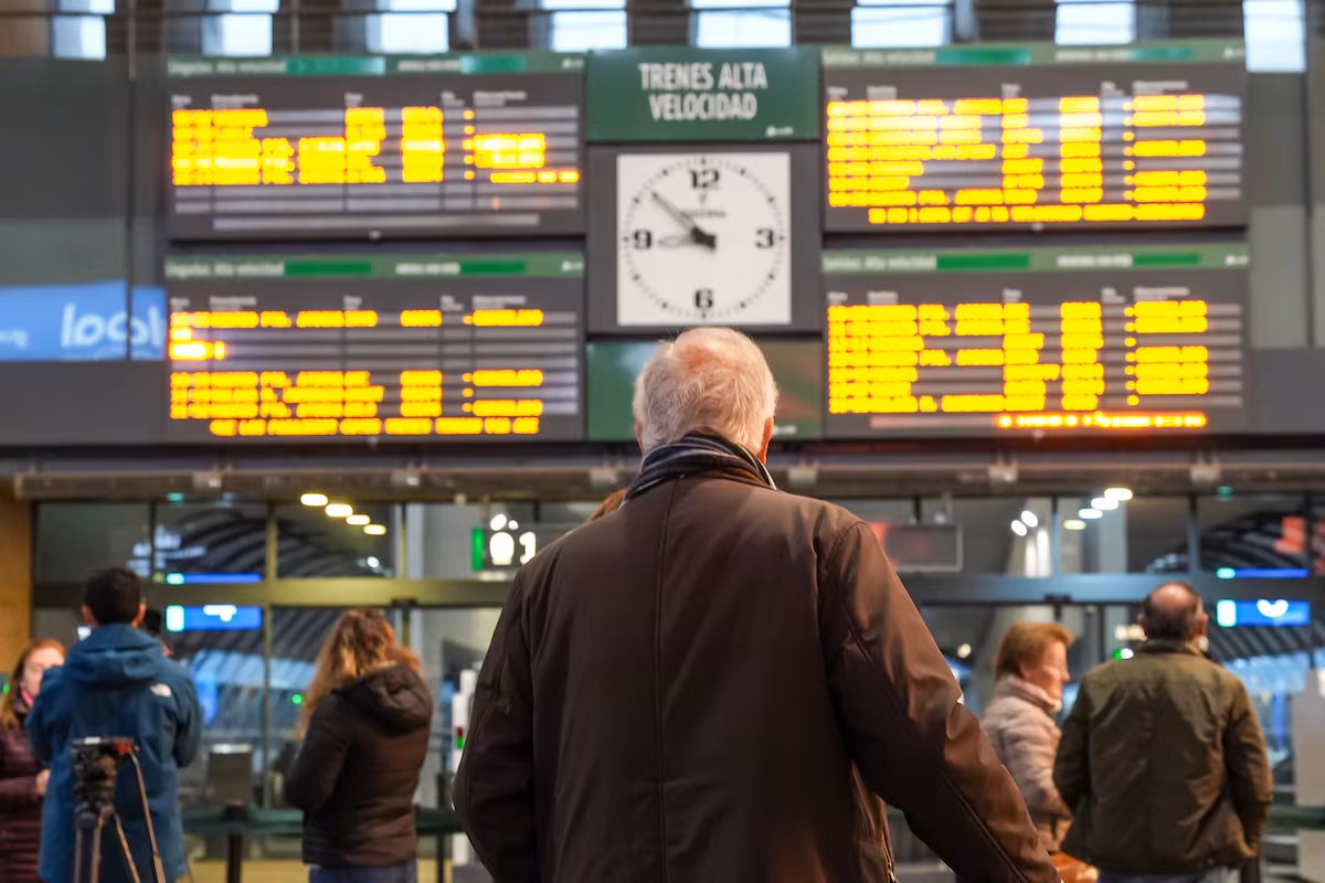 Renfe habilita cambios y anulaciones gratuitos para todos sus trenes con Andalucía Renfe habilita cambios y anulaciones gratuitos para todos sus trenes con Andalucía