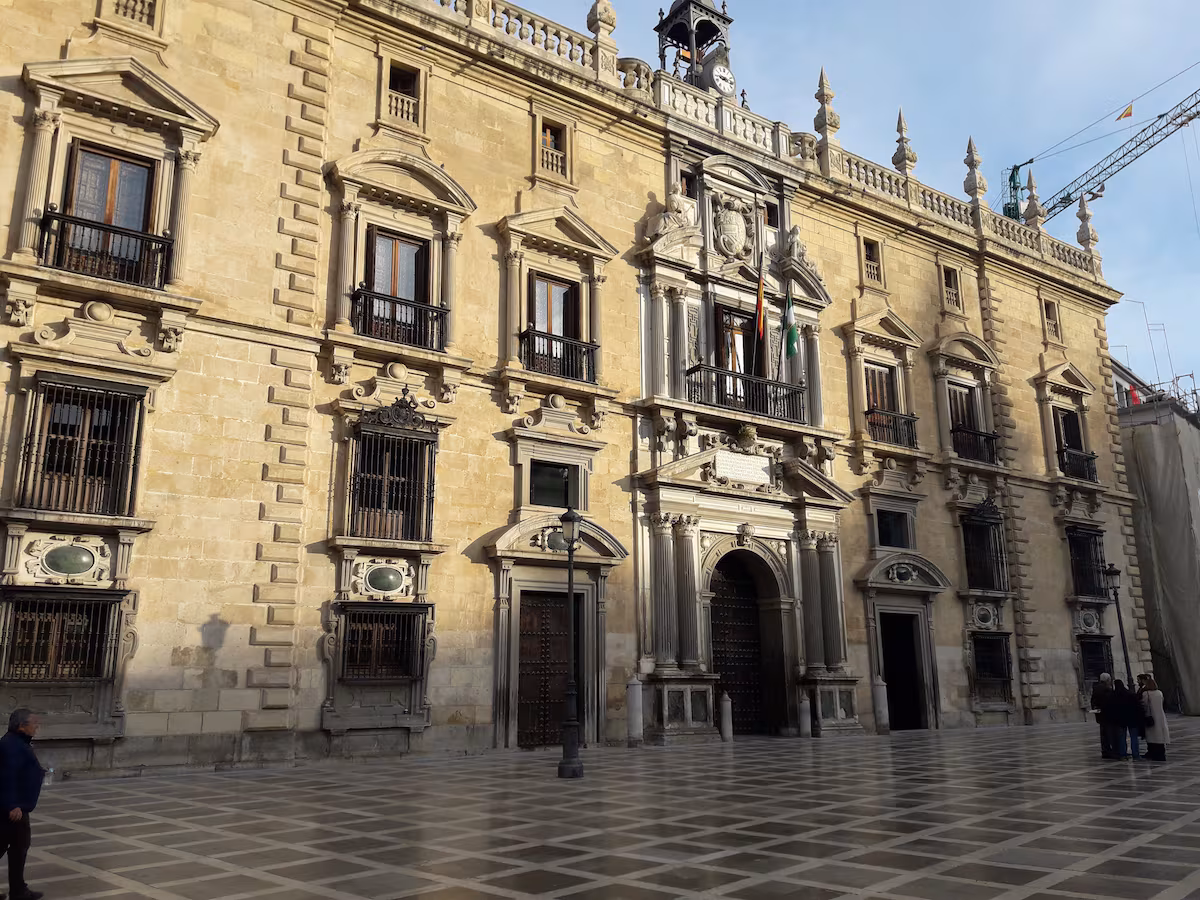 Retiran el subsidio a una madre cuidadora de una hija con enfermedad grave al volver a la jornada completa EL PAÍS