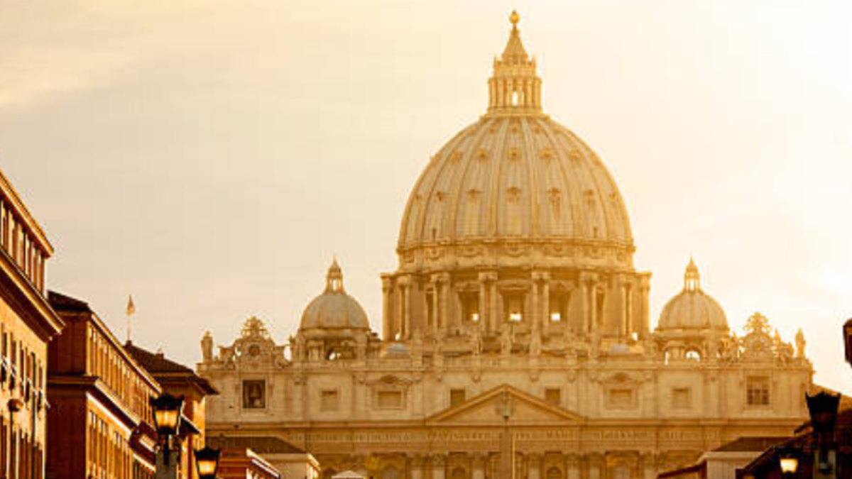 Sorpresa por encuesta a empleados del Vaticano que revela malas condiciones laborales: 'Injusticias y acoso' Sorpresa por encuesta a empleados del Vaticano que revela malas condiciones laborales: 'Injusticias y acoso'