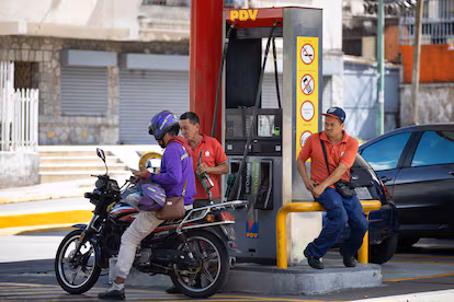 Trump se autoproclama petrolero en jefe Trump se autoproclama petrolero en jefe