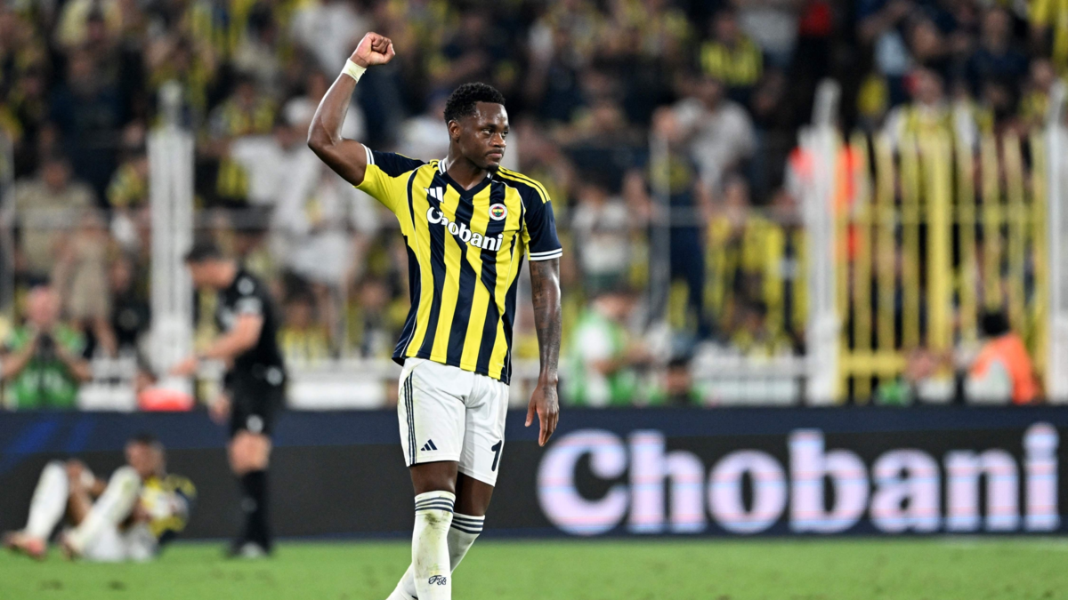 Video | Jhon Durán regresó revitalizado a Turquía: se estrenó en el 2026 con un golazo en el triunfo del Fenerbahce en la Supercopa Video | Jhon Durán regresó revitalizado a Turquía: se estrenó en el 2026 con un golazo en el triunfo del Fenerbahce en la Supercopa