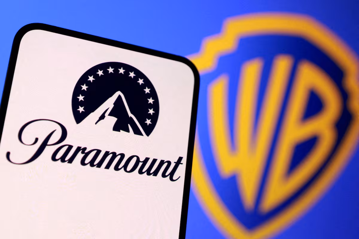 Warner rechaza la oferta mejorada de Paramount pese al aval personal de Larry Ellison EL PAÍS
