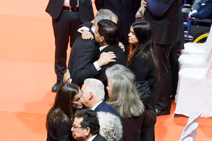 La hija de una de las víctimas de Adamuz en el funeral: “Solo la verdad nos ayudará a curar esta herida” La hija de una de las víctimas de Adamuz en el funeral: “Solo la verdad nos ayudará a curar esta herida”