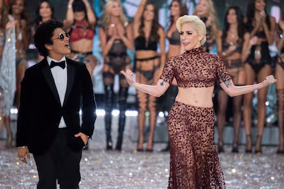 De pequeño imitador de Elvis a rey de Spotify: cómo Bruno Mars logró gustar a (casi) todo el mundo De pequeño imitador de Elvis a rey de Spotify: cómo Bruno Mars logró gustar a (casi) todo el mundo