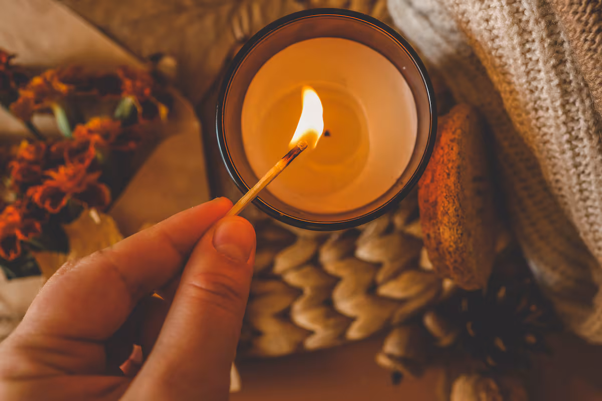 ¿Son seguras las velas aromáticas? Expertos contestan a la pregunta incómoda sobre si son perjudiciales EL PAÍS